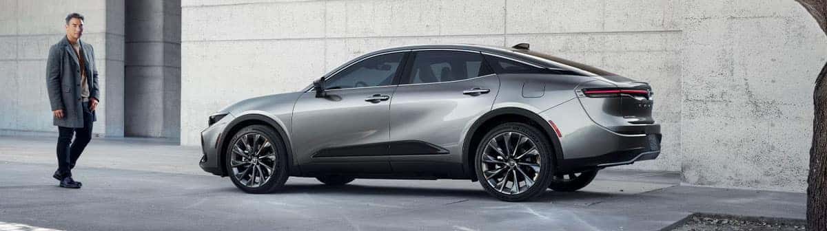 Redefining Luxury and Efficiency: The 2025 Toyota Crown