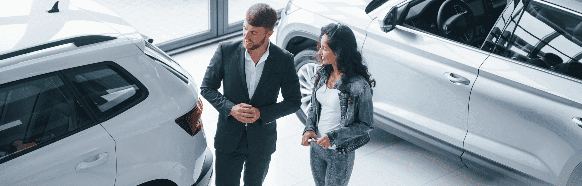 Why Choosing a Toyota Dealer Over Online Buyers Makes Sense